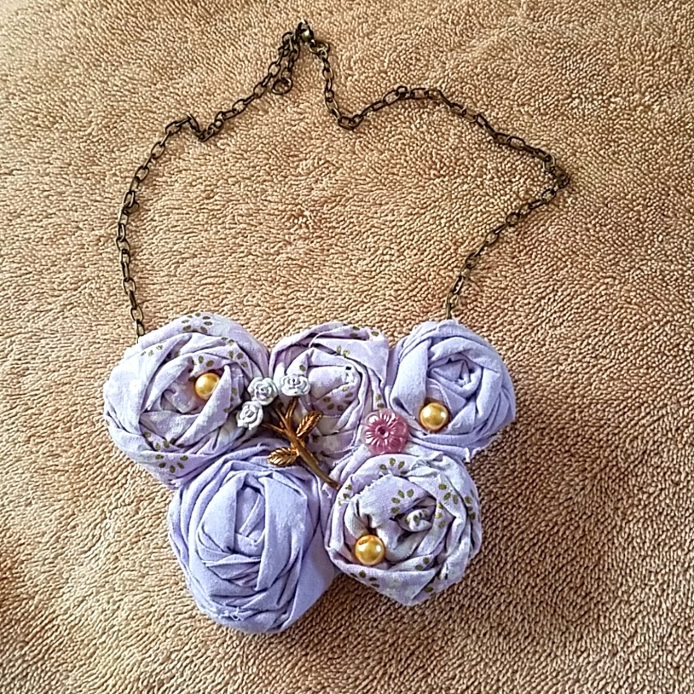Vintage Looking Necklace